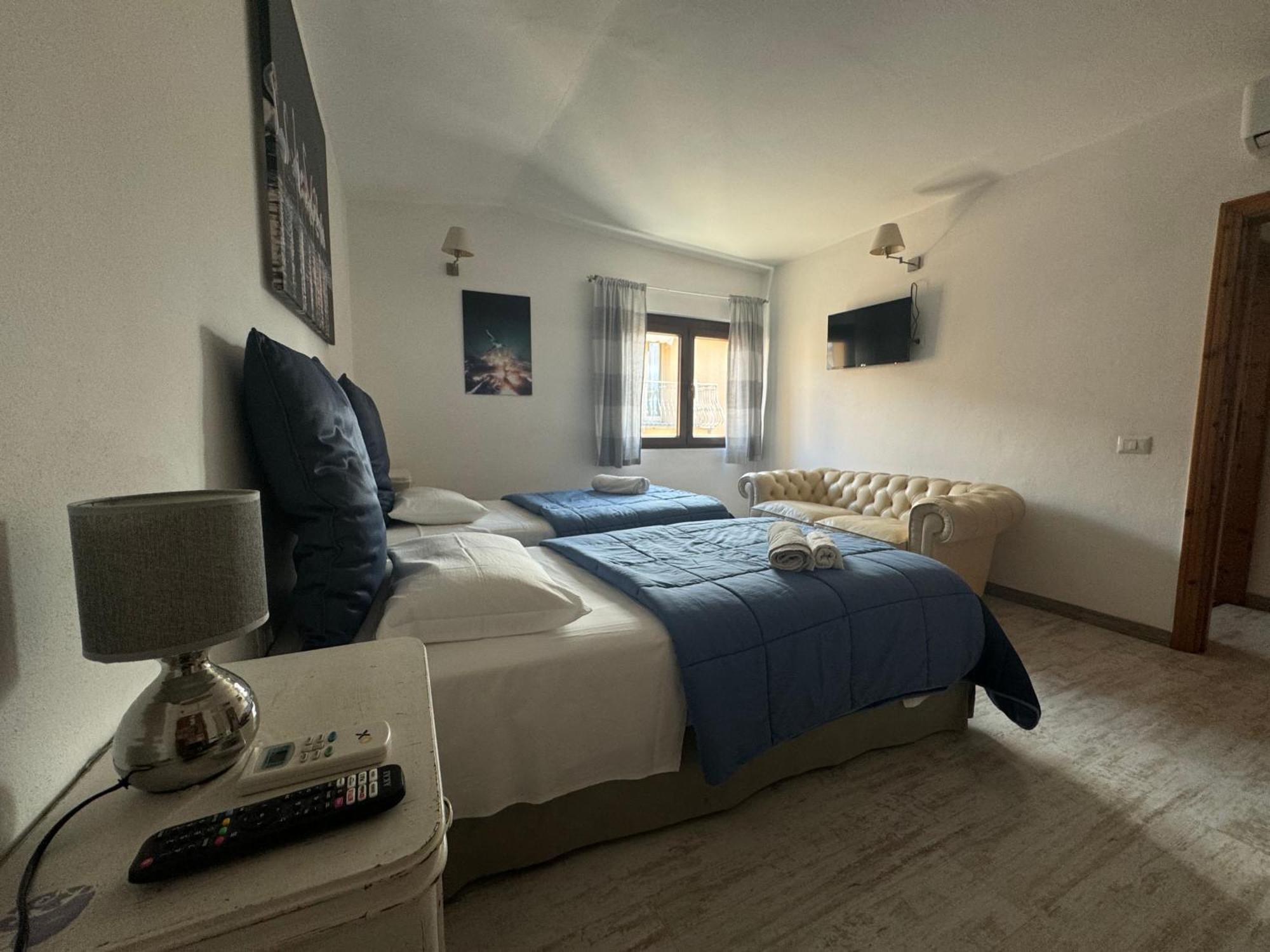 Pm 1 Via Armando Diaz Guest House Olbia Exterior photo